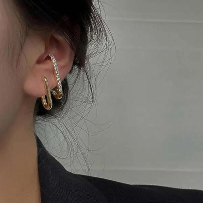 Korean Luxury Diamond Stud Earrings - Image 2