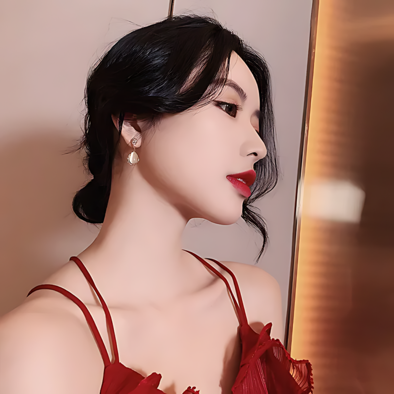 Pearl Drop Earrings - Image 4